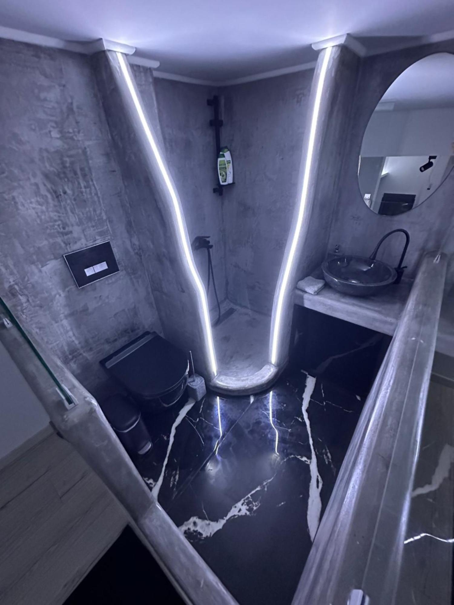 Raphael'S Suites Skg เทสซาโลนิกิ ภายนอก รูปภาพ